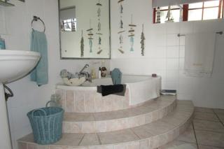 4 Bedroom Property for Sale in Fraaiuitsig Western Cape
